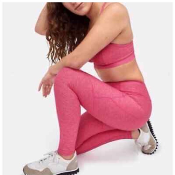 NWT Outdoor Voices Warmup Leggings (3/4 length), Flamingo Pink - Picture 2 of 8